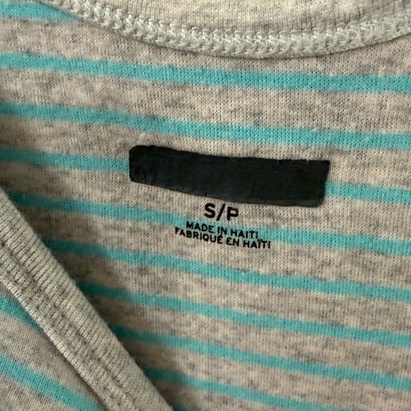 Striped Sleeveless Tank Top - Picture 2 of 2